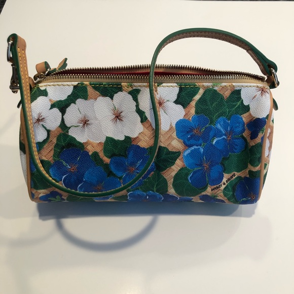 Dooney & Bourke Small shoulder tropical handbag. NEW. - Picture 5 of 7
